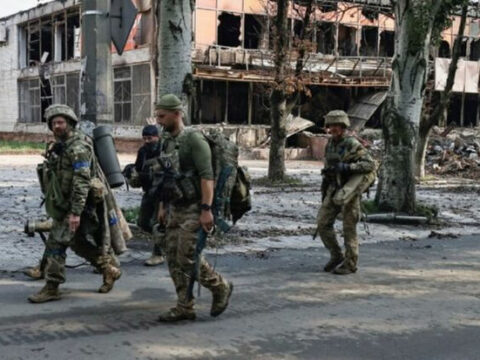İngilis kəşfiyyatı Baxmutda “Vaqner”in çıxışından sonrakı vəziyyəti açıqladı