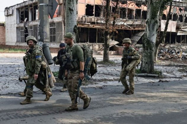 İngilis kəşfiyyatı Baxmutda “Vaqner”in çıxışından sonrakı vəziyyəti açıqladı