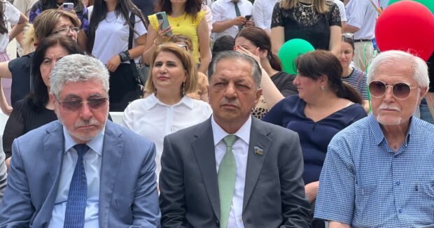 Ədəbiyyat və Kitab festivalında 5 cilddən ibarət “Türk Dünyası” təqdim olundu