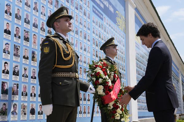 Kanadanın Baş naziri Kiyevə səfər etdi