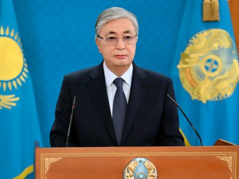 Kasım-Jomart Tokayev iyunun 12-ni milli matəm günü elan edib