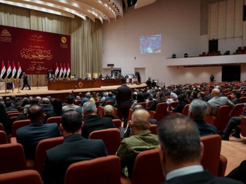 İraq 3 illik dövlət büdcəsini 153 milyard dollar həcmində təsdiqləyib