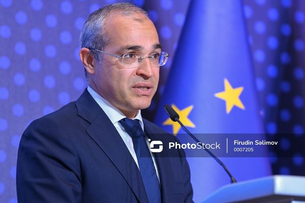 Mikayıl Cabbarov: “Azərbaycanın regionlarına kredit qoyuluşları təxminən 23 faiz artıb”
