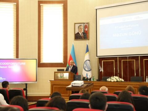 BDU-da “Code Academy” layihəsinin məzun günü keçirilib