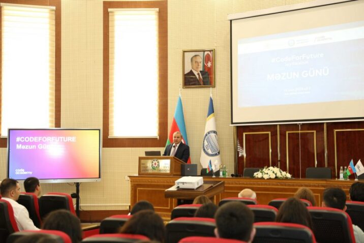 BDU-da “Code Academy” layihəsinin məzun günü keçirilib