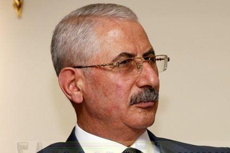 “Yaşı yetmişi çoxdan adlamış baş redaktor dövləti şantaj yolunu seçib…”