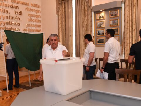 Dövlət Komitəsi yanında İctimai Şuraya seçkilər keçirilib