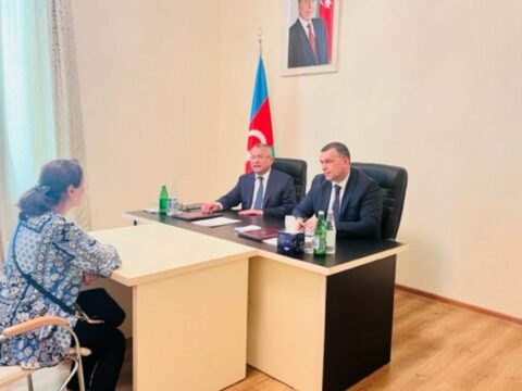 Dövlət Komitəsinin sədri Xaçmazda vətəndaşları qəbul edib
