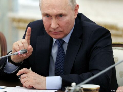 “Nədən Putin Zelenskinin yəhudi mənşəyini vurğulayır?”