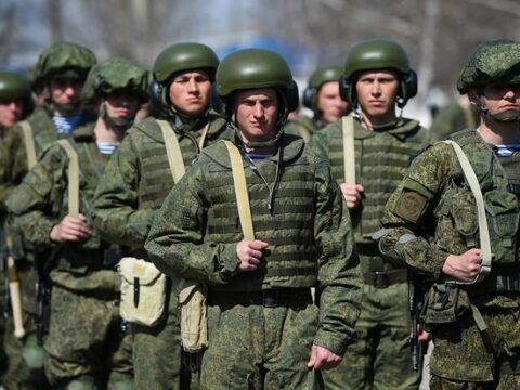 Ukrayna ordusu xilas etdiyi rusiyalı əsgərləri əsir götürdü