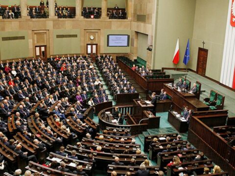 Polşa Seymi Ukraynanın NATO-ya üzvlüyünü dəstəkləyən qətnamə qəbul edib