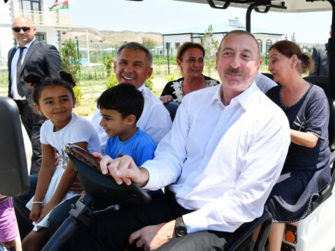 Prezident Minnixanovla birgə Ağalı kəndində