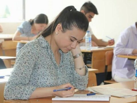 Azərbaycan dili fənni üzrə növbəti test imtahanı keçirilib