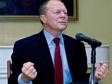 “Ruslar bizə həmişə təkəbbürlü yanaşıb, bizə yuxarıdan aşağıya baxıb…”