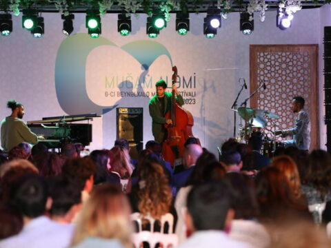 Etibar Əsədli illər sonra Beynəlxalq Musiqi Festivalında konsert verdi