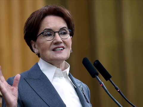 Akşener qurultayda CHP-ni tənqid etdi