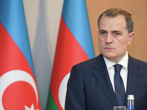 Ceyhun Bayramov BQXK nümayəndələri ilə görüşüb