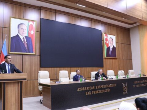 Kamran Əliyevin sədrliyi ilə BDU-nun Hüquq fakültəsi tələbələrinin buraxılış işlərinin müdafiəsi keçirilib