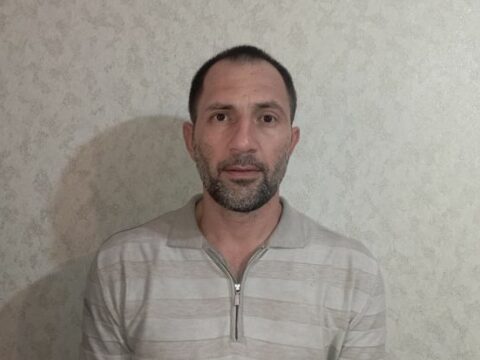 Yarım milyonluq oğurluq: Əmisinin evindən oğurladıqlarını mərcdə uduzdu