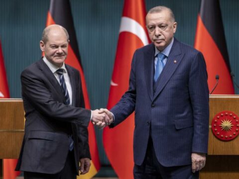 Ərdoğan Şoltsla Rusiyanı müzakirə etdi