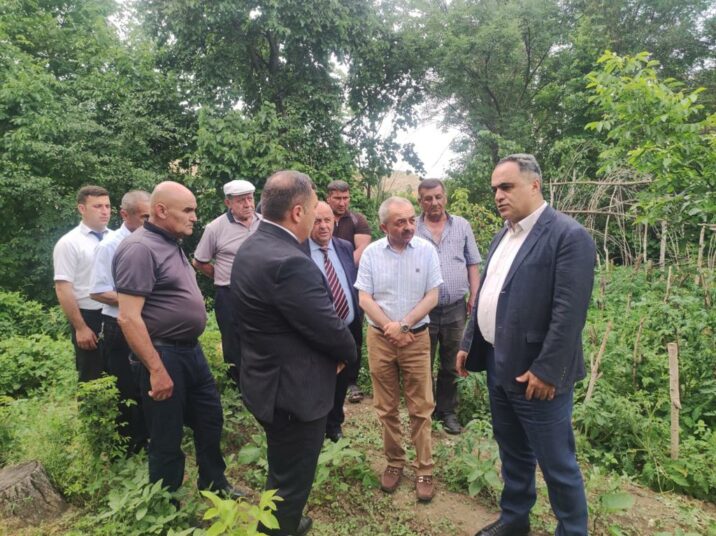 İcra Başçısı Şəfəq kəndində səyyar qəbul keçirdi