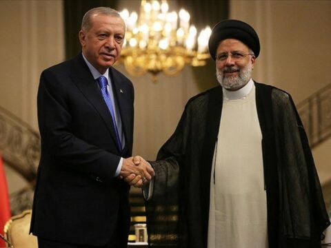Ərdoğan İbrahim Rəisi ilə regionu müzakirə etdi 