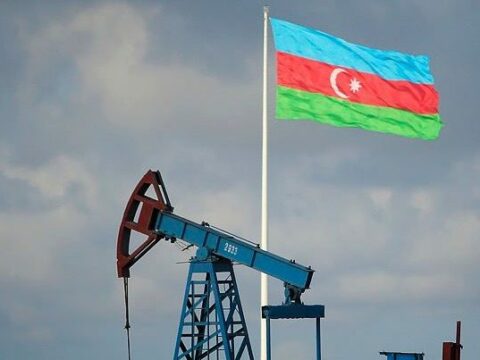 Azərbaycan nefti cüzi ucuzlaşdı