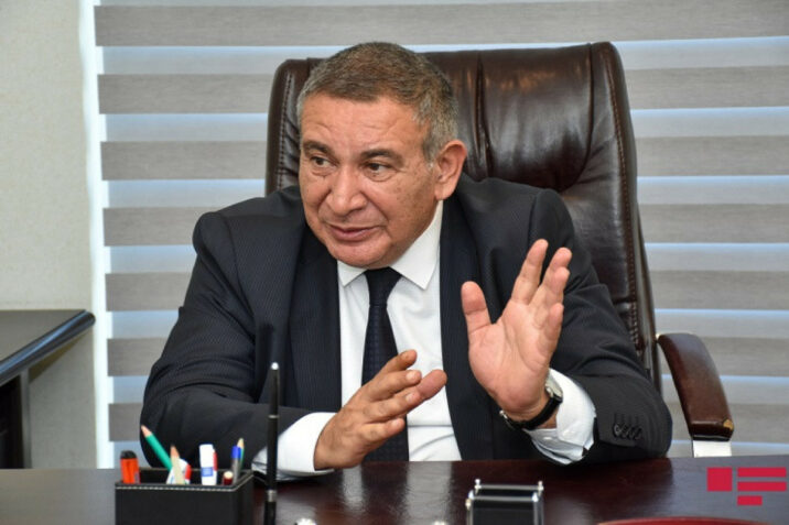 Kütləviləşən səviyyəsizlikdən çıxış yolu – Rəşad Məcid