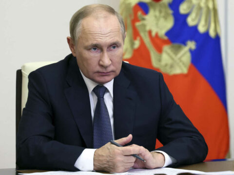 Putindən Quranın yandırılmasına REAKSİYA
