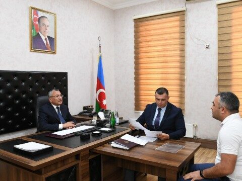 Rövşən Rzayev vətəndaşların növbəti qəbulunu keçirdi