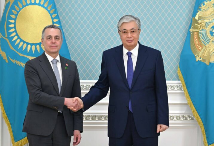 Tokayev İsveçrə XİN başçısı ilə iqtisadi layihələri müzakirə etdi
