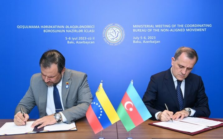 Venesuela Bolivar arasında neft, qaz və turizm sahəsində əməkdaşlıq müzakirə edilib