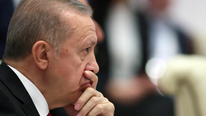 “Ərdoğan ölkə iqtisadiyyatını müəyyən rifah səviyyəsinə qaytarmaq üçün yollar arayır…”