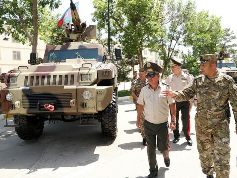 Qırğız Respublikasının müdafiə naziri Heydər Əliyev adına Hərbi İnstitutda olub