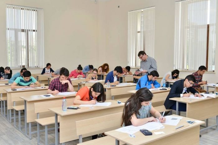 8 abituriyent və 1 nəzarətçi imtahandan xaric olunub