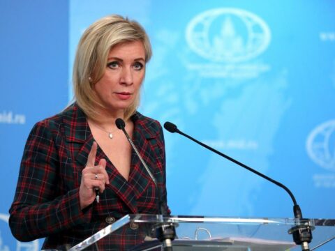Ermənistanda Mariya Zaxarova təhqir edildi