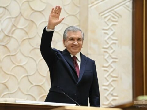 13 il baş nazir işlədi,  üç dəfə prezident seçildi
