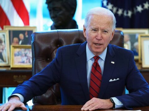 Bayden Putinin nüvə silahından istifadə etməsinin heç bir “real perspektivini” görmür