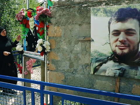 Xudayarın anası oğlunun şəhid olduğu yerdə