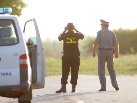 Rumıniyada qatarla avtomobil toqquşub, ölənlər var
