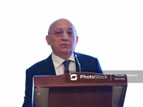 “Məktəblərdə dini bilgilər haqqında ayrıca fənn tədris olunmalıdır”