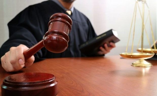 Ərini sifarişlə öldürdən qadın hakim qarşısına çıxarılır