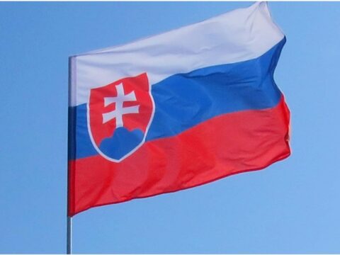 Slovakiyanın daxili işlər naziri polis rəhbərliyi ilə fikir ayrılığına görə vəzifəsindən azad edilib