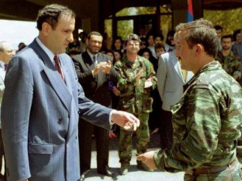 Bakıda həbsdə yatmış erməni general separatçı rejimə Bakı ilə dialoq təklif etdi…