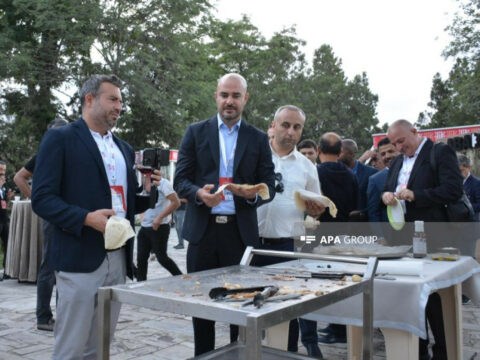 Şuşa Qlobal Media Forumunda iştirak edənlər üçün ziyafət təşkil edilib – FOTO