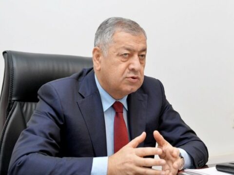 Vahid Əhmədov jurnalistləri təbrik etdi: “Onlar əsl fədakarlardır!”