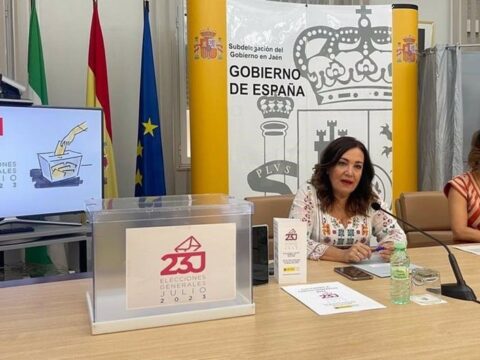 Bu gün İspaniyada növbədənkənar parlament seçkiləri keçiriləcək