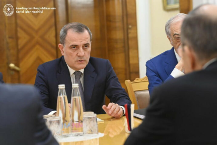 Ermənistanla danışıqlarda müsbət məqamlar var