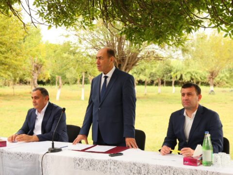 Vidadi İsayev Bərdənin Hacallı kəndində səyyar qəbul-görüş keçirdi