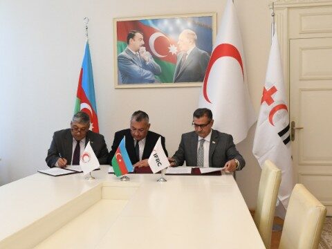 Dövlət Komitəsi AzQAC və IFRC arasında niyyət sazişi imzalandı – FOTOLAR